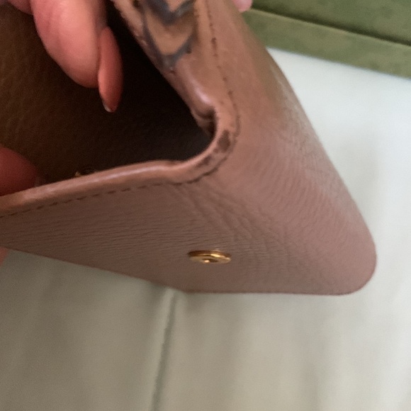 Authentic GUCCI GG Marmont Trifold Compact Leather Wallet - Picture 12 of 16